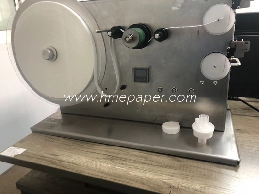 acheter Tolérance d'erreur d'étiquetage ± 0,2 mm Machine de remontage de papier avec longueur d'alimentation réglable online manufacture