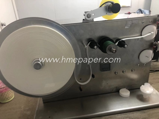acheter 900 à 1200 pièces/heure Capacité Machine de laminage de rouleaux de papier pour une tolérance d'erreur d'étiquetage de ± 0,2 mm online manufacture